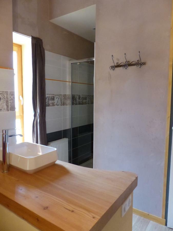 Le Clos De Ceintres Cheminas Exterior photo
